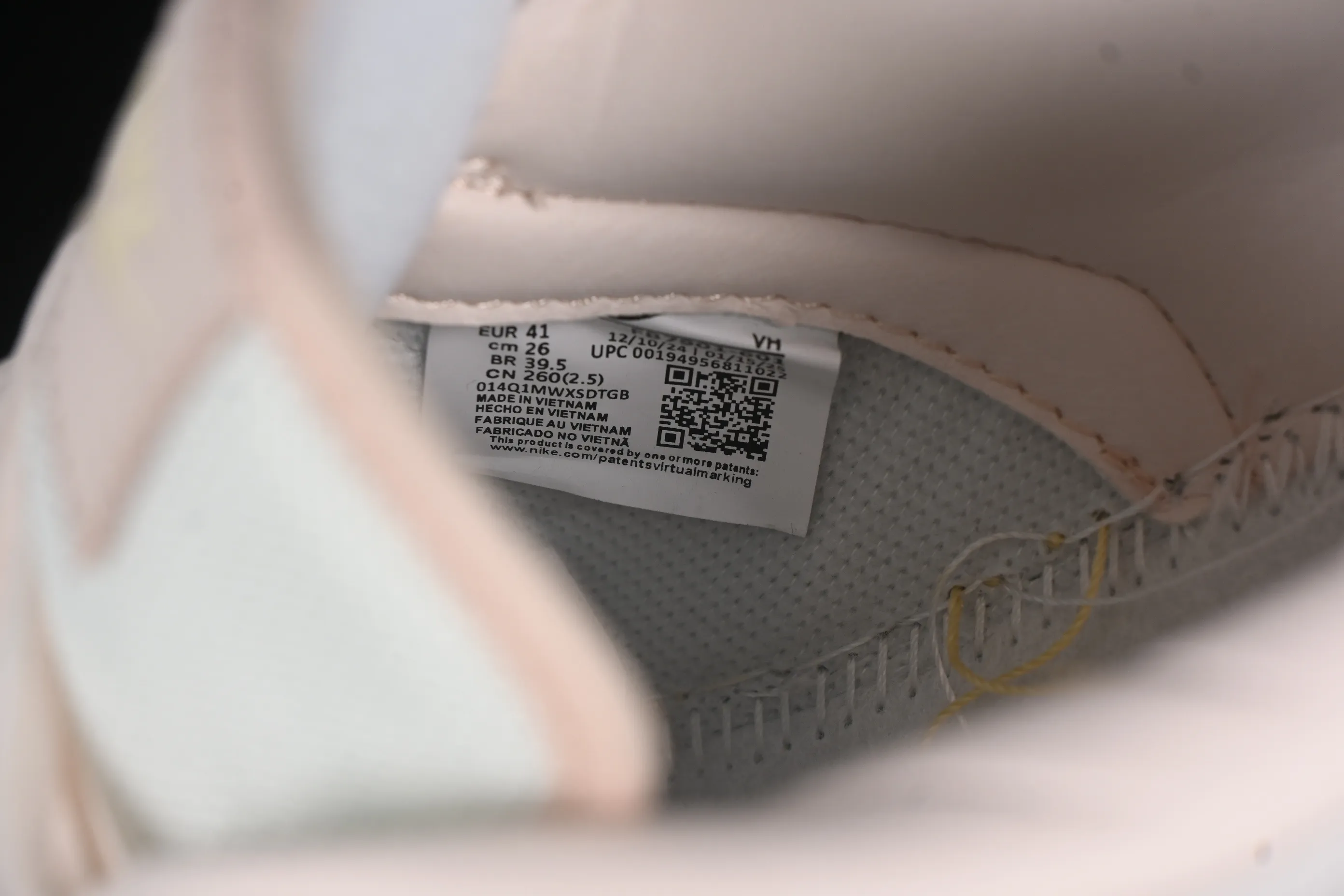 All categories Nk SB Dunk series Nk SB Dunk Low low-top sneakers Nk SB Dunk Low white light pink SB low-top casual sneakers FB7901-601